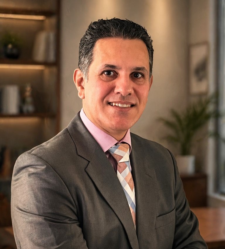 Dr. Maximo